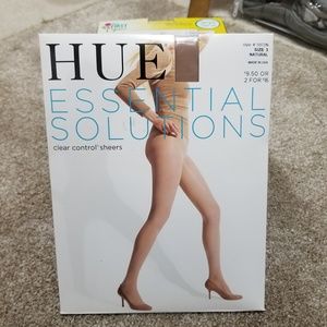 HUE sheer stockings size 3